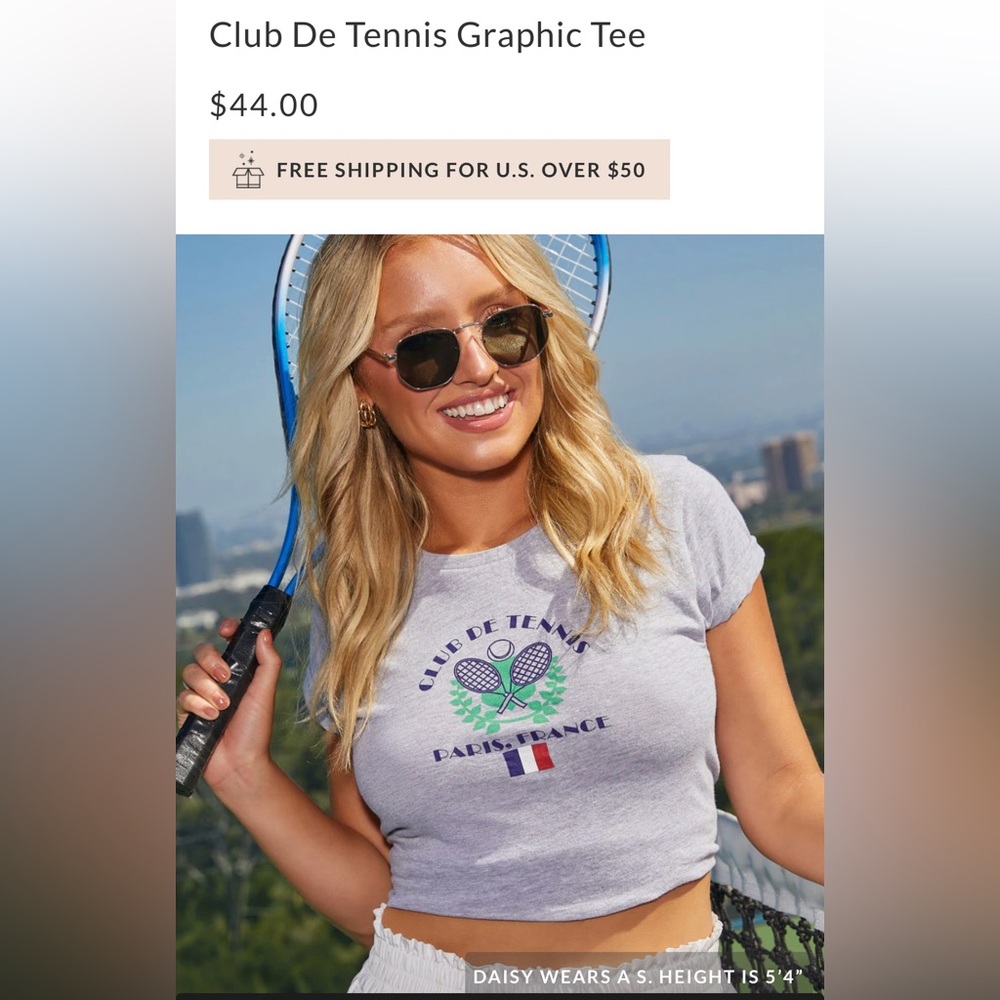 (SOLD) New Vici Gray Club de Tennis Graphic Tee Size Medium